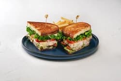 Pulled Chicken Clubhouse