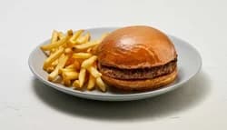 Kids Burger w/ Fries