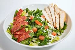 Signature Famoso Salad