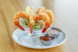 Jumbo Prawn Cocktail