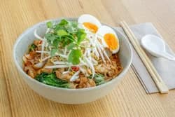 Malaysian Chicken Curry Laksa